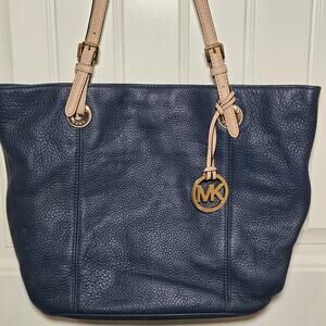 Michael Kors Navy Tan Leather Jet Set Tote Shoulder Handbag MK Gold Charm